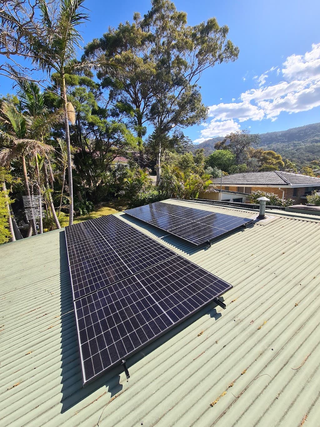 Josh Smede Electrical & Solar