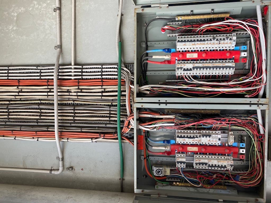 Chucks Electrical