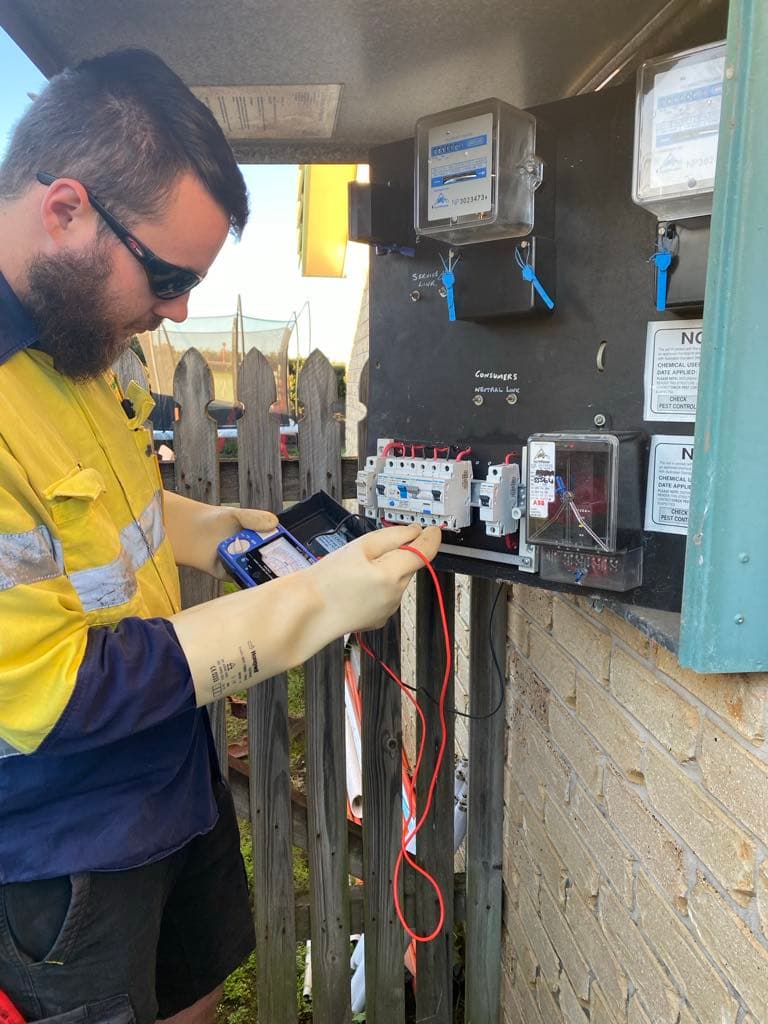 Dwyer Gold Class Electricians