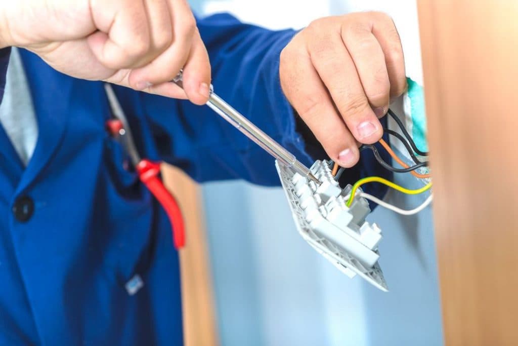 Knight Power Electrical