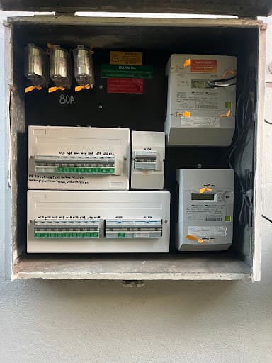 The Local Electrician Melbourne Emergency Specialists — Customer photo